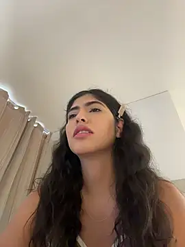 Snapshot of Gaby_zahir_ chatting on October 27, 2025, 11:25 am Gaby zahir  online show from October 27, 2025, 11:25 am