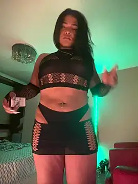 sophiahot thick online show from September 19, 2025, 12:34 am