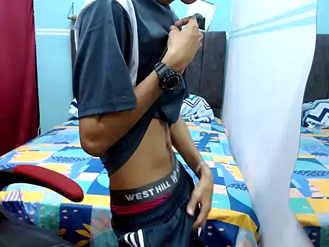 Snapshot of Angelstripboy chatting on March 9, 2025, 7:12 am Angelstripboy online show from March 9, 2025, 7:12 am