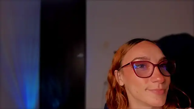 Snapshot of _lh_ chatting on February 3, 2025, 2:13 pm  lh  online show from February 3, 2025, 2:13 pm