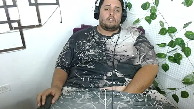 Snapshot of altairstudiosvip_ chatting on September 30, 2025, 2:55 pm altairstudiosvip  online show from September 30, 2025, 2:55 pm