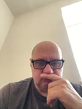 Snapshot of vanjbi45 chatting on February 19, 2025, 7:39 am vanjbi45 online show from February 19, 2025, 7:39 am