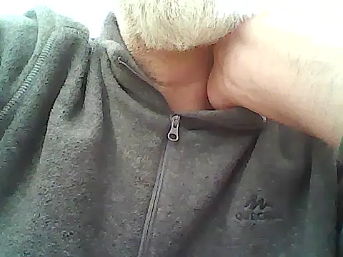 Snapshot of xcimeru chatting on February 11, 2025, 2:57 pm xcimeru online show from February 11, 2025, 2:57 pm