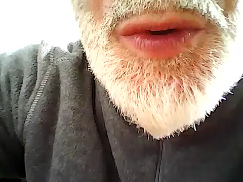 Snapshot of xcimeru chatting on March 5, 2025, 12:00 pm xcimeru online show from March 5, 2025, 12:00 pm