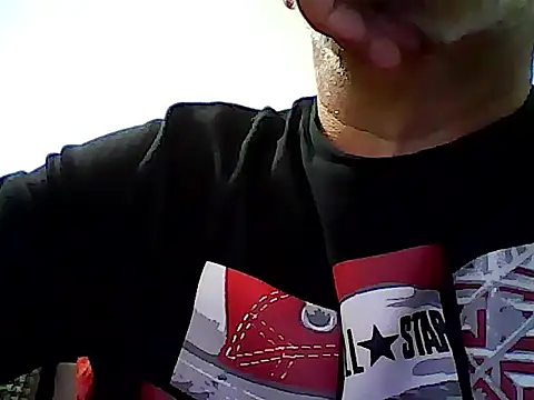 Snapshot of xcimeru chatting on March 8, 2025, 7:42 pm xcimeru online show from March 8, 2025, 7:42 pm