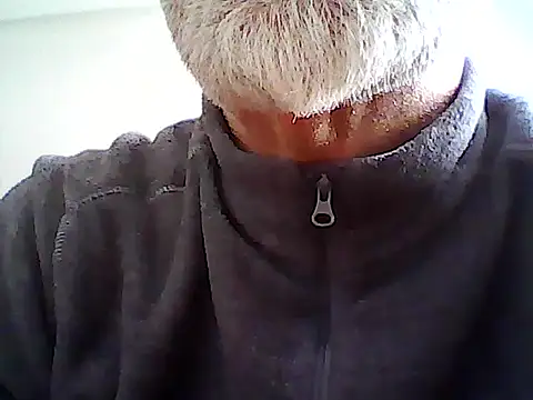 Snapshot of xcimeru chatting on March 15, 2025, 7:53 am xcimeru online show from March 15, 2025, 7:53 am