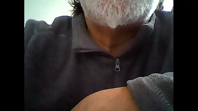 Snapshot of xcimeru chatting on October 3, 2025, 7:05 am xcimeru online show from October 3, 2025, 7:05 am