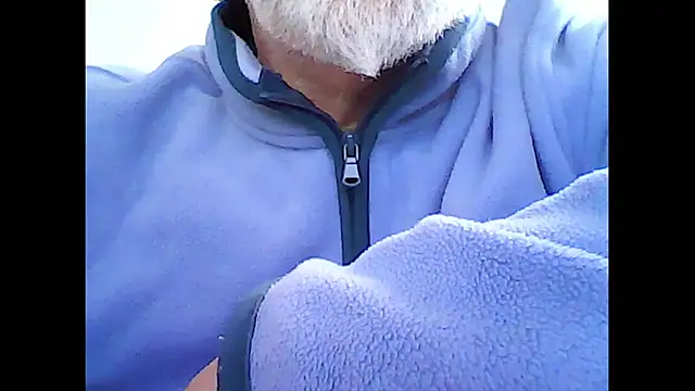 Snapshot of xcimeru chatting on October 4, 2025, 3:43 pm xcimeru online show from October 4, 2025, 3:43 pm