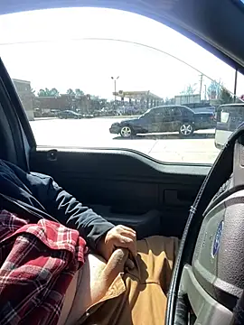 Snapshot of Themechanic420 chatting on February 20, 2025, 4:36 pm Themechanic420 online show from February 20, 2025, 4:36 pm