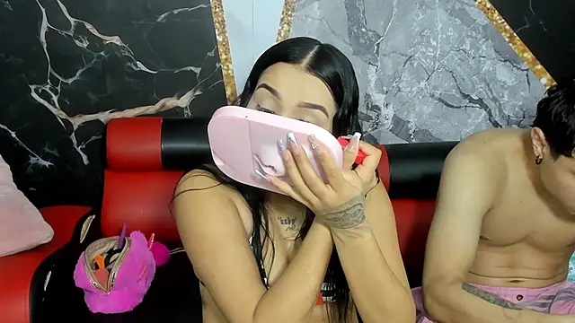 Snapshot of hot-threesome chatting on September 27, 2025, 7:08 pm hot-threesome online show from September 27, 2025, 7:08 pm