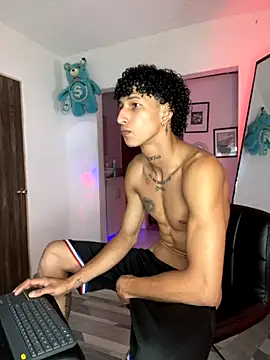 Snapshot of mike_casseano chatting on September 15, 2025, 2:55 am mike casseano online show from September 15, 2025, 2:55 am