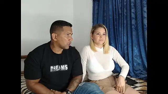 Snapshot of lover_1994 chatting on December 27, 2024, 11:17 am lover 1994 online show from December 27, 2024, 11:17 am