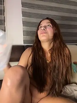 Snapshot of crystal_bunny7 chatting on March 17, 2025, 3:57 am crystal bunny7 online show from March 17, 2025, 3:57 am