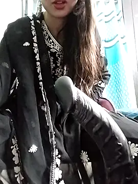 Snapshot of Noor_Darliing chatting on February 10, 2025, 6:03 pm Noor Darliing online show from February 10, 2025, 6:03 pm