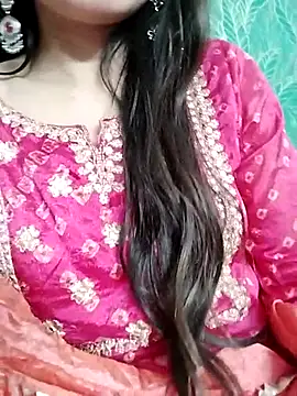 Snapshot of Noor_Darliing chatting on February 11, 2025, 6:33 pm Noor Darliing online show from February 11, 2025, 6:33 pm