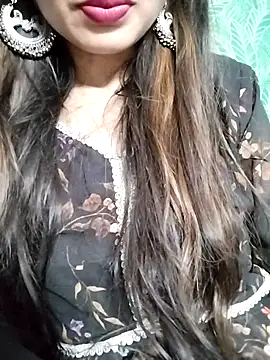 Snapshot of Noor_Darliing chatting on February 19, 2025, 6:43 pm Noor Darliing online show from February 19, 2025, 6:43 pm