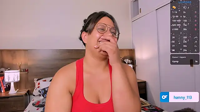 Snapshot of emily_adams01 chatting on February 6, 2025, 3:37 am emily adams01 online show from February 6, 2025, 3:37 am