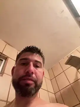 Snapshot of hotraillX chatting on December 11, 2024, 1:15 am hotraillX online show from December 11, 2024, 1:15 am