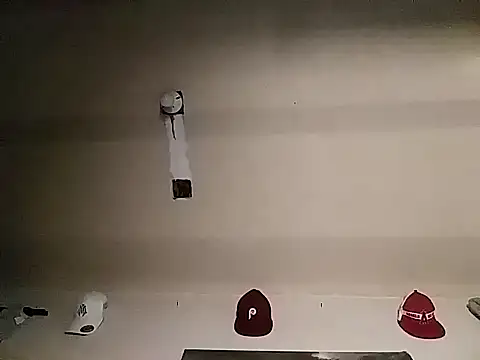 Snapshot of hotraillX chatting on March 5, 2025, 4:35 pm hotraillX online show from March 5, 2025, 4:35 pm