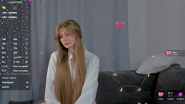 Snapshot of Barbie-Doll- chatting on December 12, 2024, 10:20 pm Barbie-Doll- online show from December 12, 2024, 10:20 pm