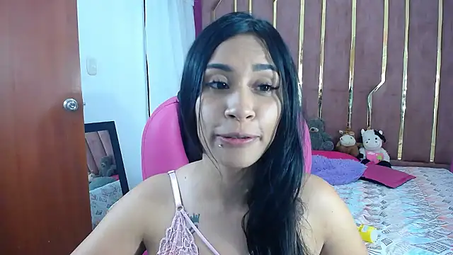 Snapshot of Chanel-24 chatting on December 7, 2024, 11:01 pm Chanel-24 online show from December 7, 2024, 11:01 pm