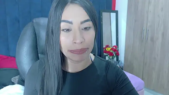 Snapshot of Chanel-24 chatting on October 13, 2025, 2:44 am Chanel-24 online show from October 13, 2025, 2:44 am