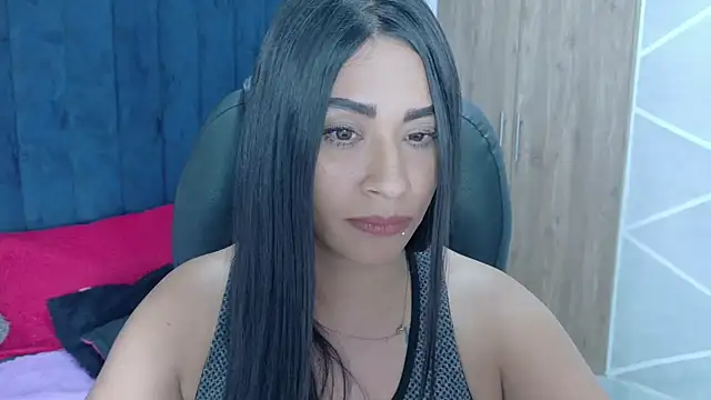 Snapshot of Chanel-24 chatting on October 17, 2025, 4:04 am Chanel-24 online show from October 17, 2025, 4:04 am