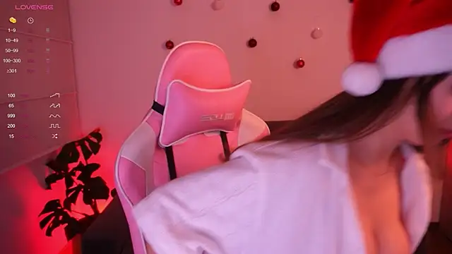 Snapshot of annie24_evans chatting on December 20, 2024, 3:03 am annie24 evans online show from December 20, 2024, 3:03 am