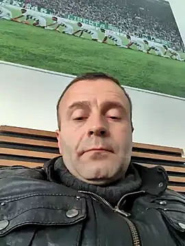 Snapshot of muscularsexy chatting on December 7, 2024, 1:07 pm muscularsexy online show from December 7, 2024, 1:07 pm