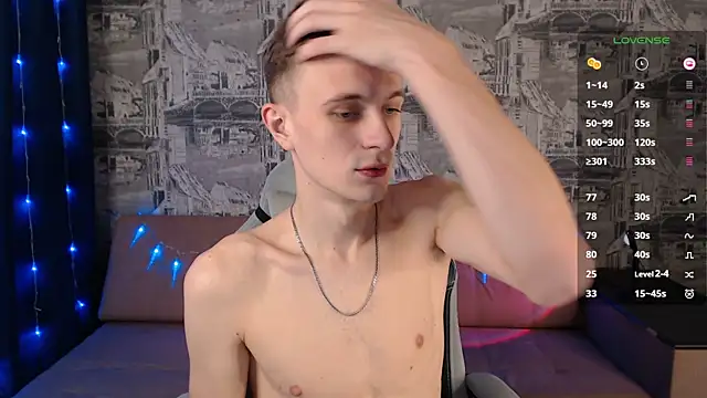 Snapshot of Oliver_Fresh chatting on December 30, 2024, 9:05 am Oliver Fresh online show from December 30, 2024, 9:05 am