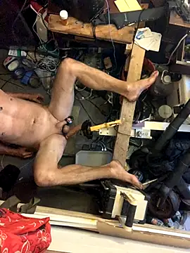 Snapshot of Likewise chatting on September 23, 2025, 4:21 pm Likewise online show from September 23, 2025, 4:21 pm