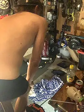 Snapshot of Likewise chatting on September 30, 2025, 1:38 pm Likewise online show from September 30, 2025, 1:38 pm