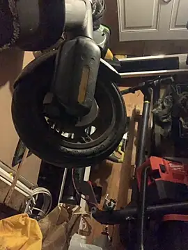 Snapshot of Likewise chatting on October 29, 2025, 10:06 am Likewise online show from October 29, 2025, 10:06 am