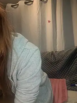 Snapshot of XLisaxx chatting on September 18, 2025, 3:30 am XLisaxx online show from September 18, 2025, 3:30 am