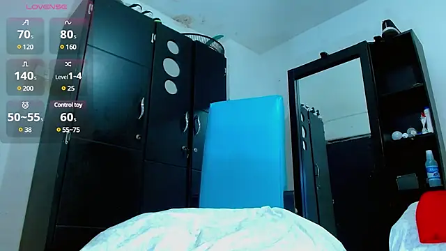 Snapshot of isuckmyselfxxx_420 chatting on March 4, 2025, 12:01 pm isuckmyselfxxx 420 online show from March 4, 2025, 12:01 pm