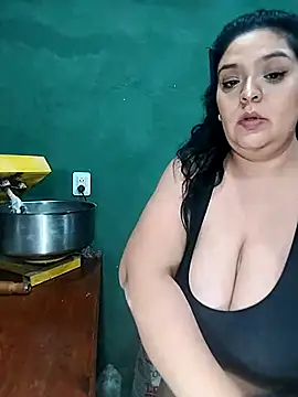Snapshot of fantasyboobs chatting on October 3, 2025, 6:10 am fantasyboobs online show from October 3, 2025, 6:10 am