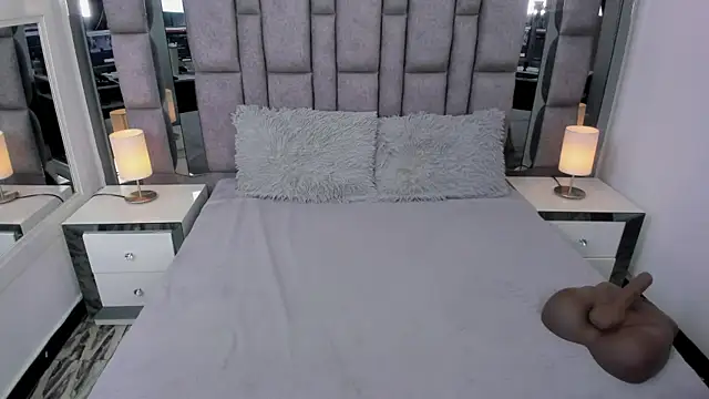 Snapshot of EMMAHILL1 chatting on September 20, 2025, 6:31 pm EMMAHILL1 online show from September 20, 2025, 6:31 pm