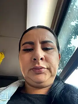 Snapshot of Abril_Luv chatting on September 24, 2025, 12:08 pm Abril Luv online show from September 24, 2025, 12:08 pm