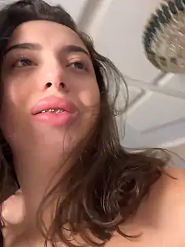 Snapshot of Tasty_Nora chatting on December 2, 2024, 7:14 am Tasty Nora online show from December 2, 2024, 7:14 am