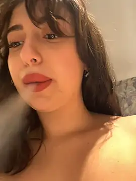 Snapshot of Tasty_Nora chatting on February 12, 2025, 9:10 am Tasty Nora online show from February 12, 2025, 9:10 am