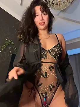 Snapshot of Tasty_Nora chatting on September 14, 2025, 8:13 am Tasty Nora online show from September 14, 2025, 8:13 am