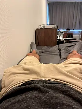 Snapshot of mihaixxx1 chatting on September 21, 2025, 10:28 am mihaixxx1 online show from September 21, 2025, 10:28 am