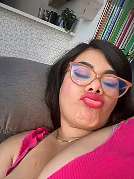 Insane Issa online show from February 18, 2025, 6:37 pm