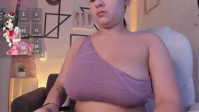 Snapshot of LunaBaker-1 chatting on January 11, 2025, 8:43 pm LunaBaker-1 online show from January 11, 2025, 8:43 pm