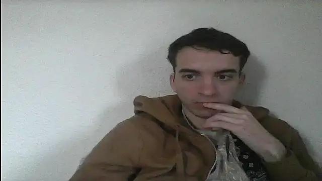 Snapshot of Tombgy07 chatting on February 28, 2025, 4:31 pm Tombgy07 online show from February 28, 2025, 4:31 pm