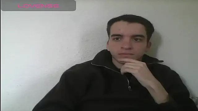 Snapshot of Tombgy07 chatting on March 5, 2025, 1:17 pm Tombgy07 online show from March 5, 2025, 1:17 pm