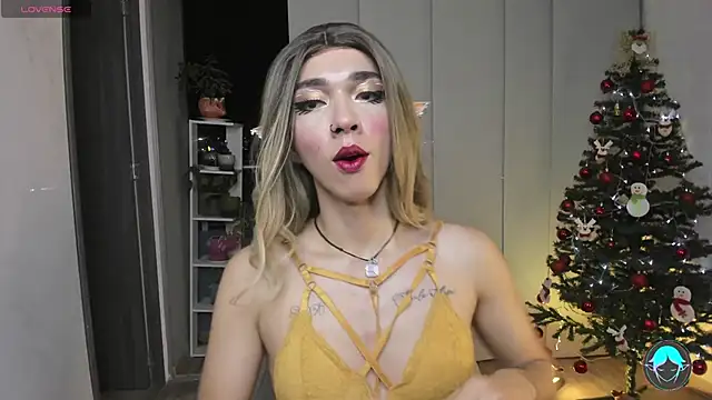 Snapshot of sofi_elfqueen chatting on December 29, 2024, 1:02 am sofi elfqueen online show from December 29, 2024, 1:02 am