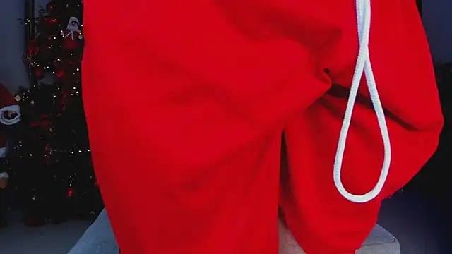 Snapshot of Paulwolf69 chatting on December 22, 2024, 3:11 am Paulwolf69 online show from December 22, 2024, 3:11 am