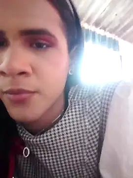 Snapshot of Babylolatop chatting on December 4, 2024, 3:43 pm Babylolatop online show from December 4, 2024, 3:43 pm