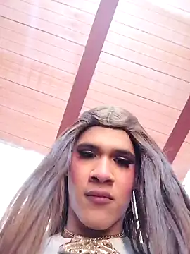 Snapshot of Babylolatop chatting on December 23, 2024, 11:17 pm Babylolatop online show from December 23, 2024, 11:17 pm